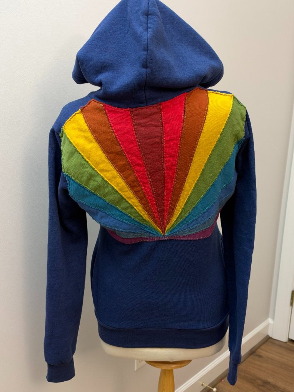 Aviator Nation Navy Blue Sunburst Hoodie Sz S